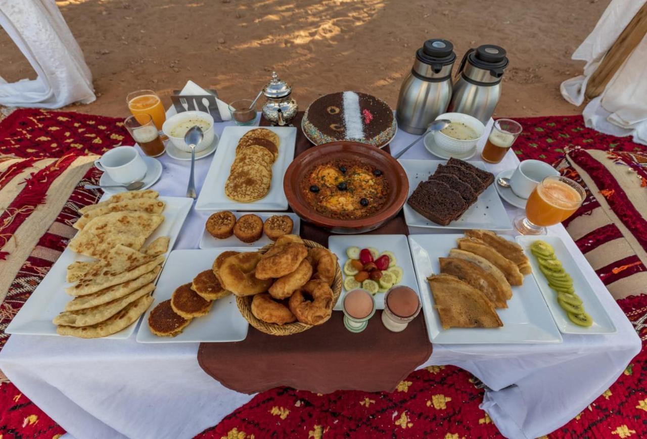 Merzouga Luxury Traditional Camp מראה חיצוני תמונה