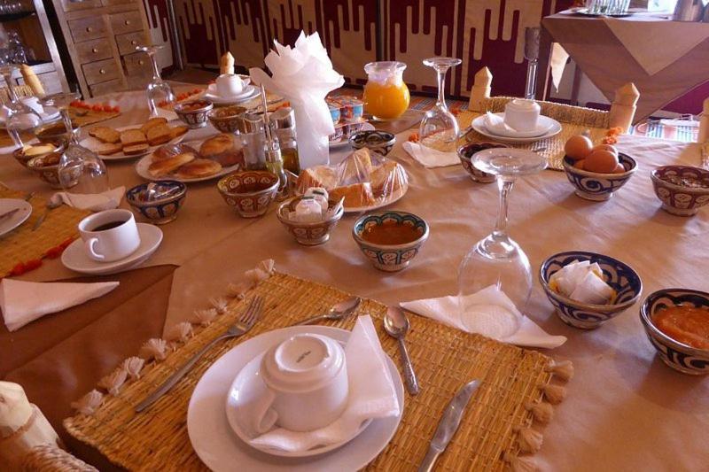 Merzouga Luxury Traditional Camp מראה חיצוני תמונה