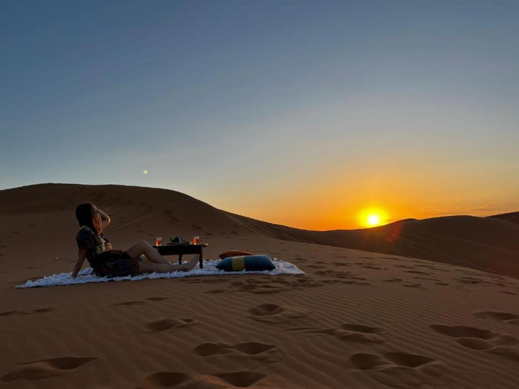 Merzouga Luxury Traditional Camp מראה חיצוני תמונה